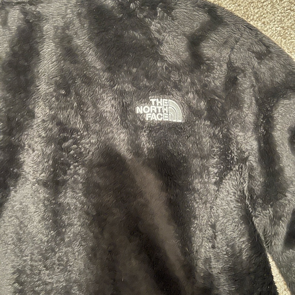 The North Face Women's Black Teddy Jacket - Picture 8 of 8